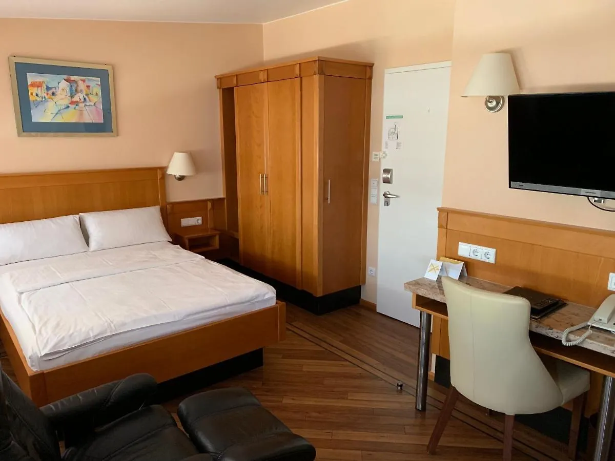Apartment Homeoffice & More - Kral Hotels Erlangen