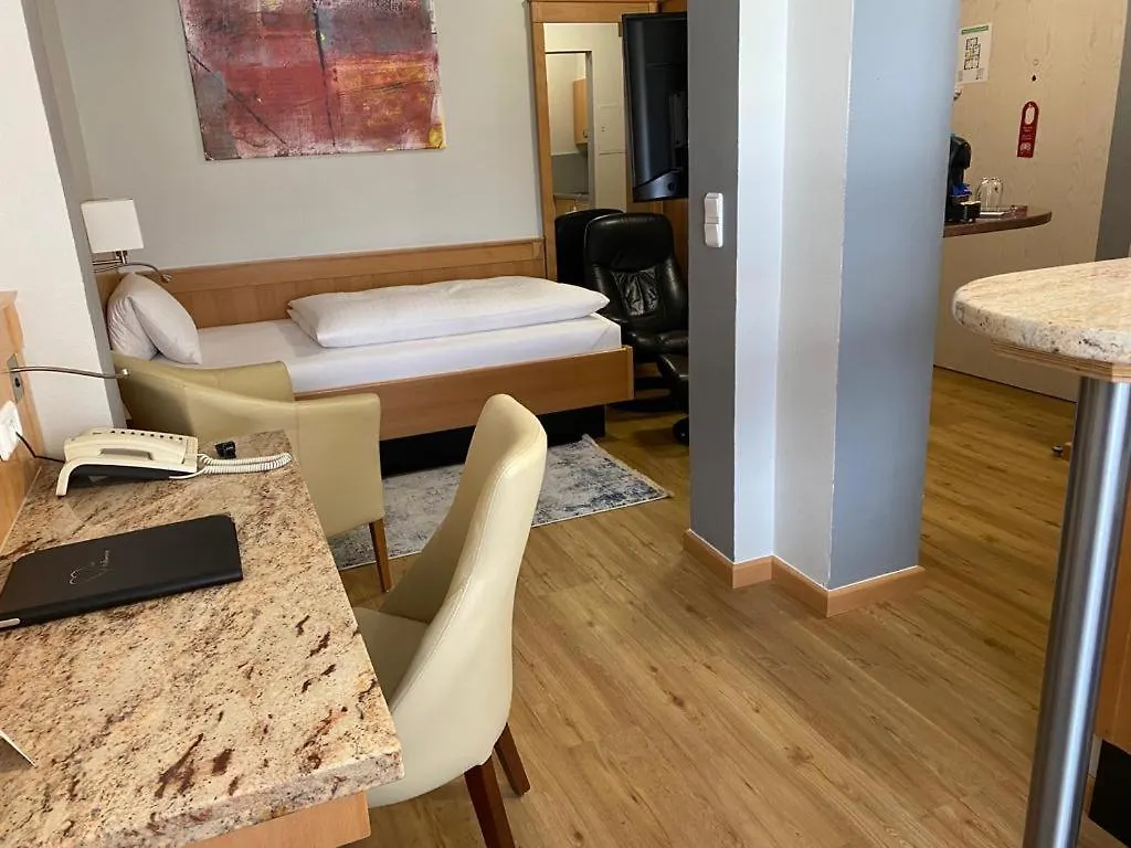 Homeoffice & More - Kral Hotels Erlangen Apartment