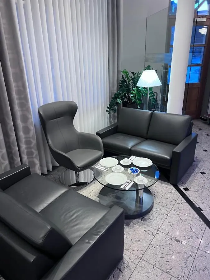 Homeoffice & More - Kral Hotels Erlangen Apartment
