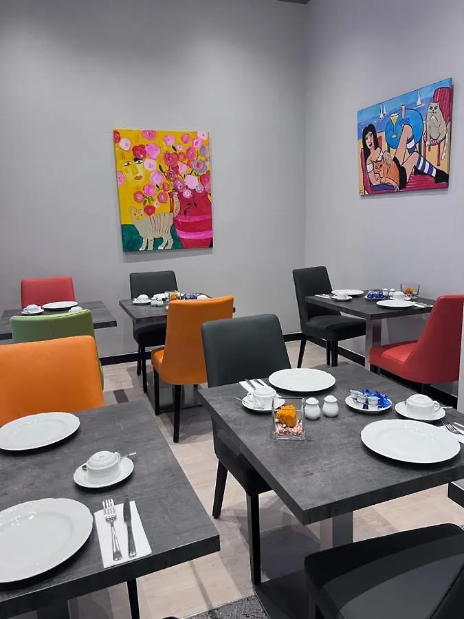 Homeoffice & More - Kral Hotels Erlangen Apartment